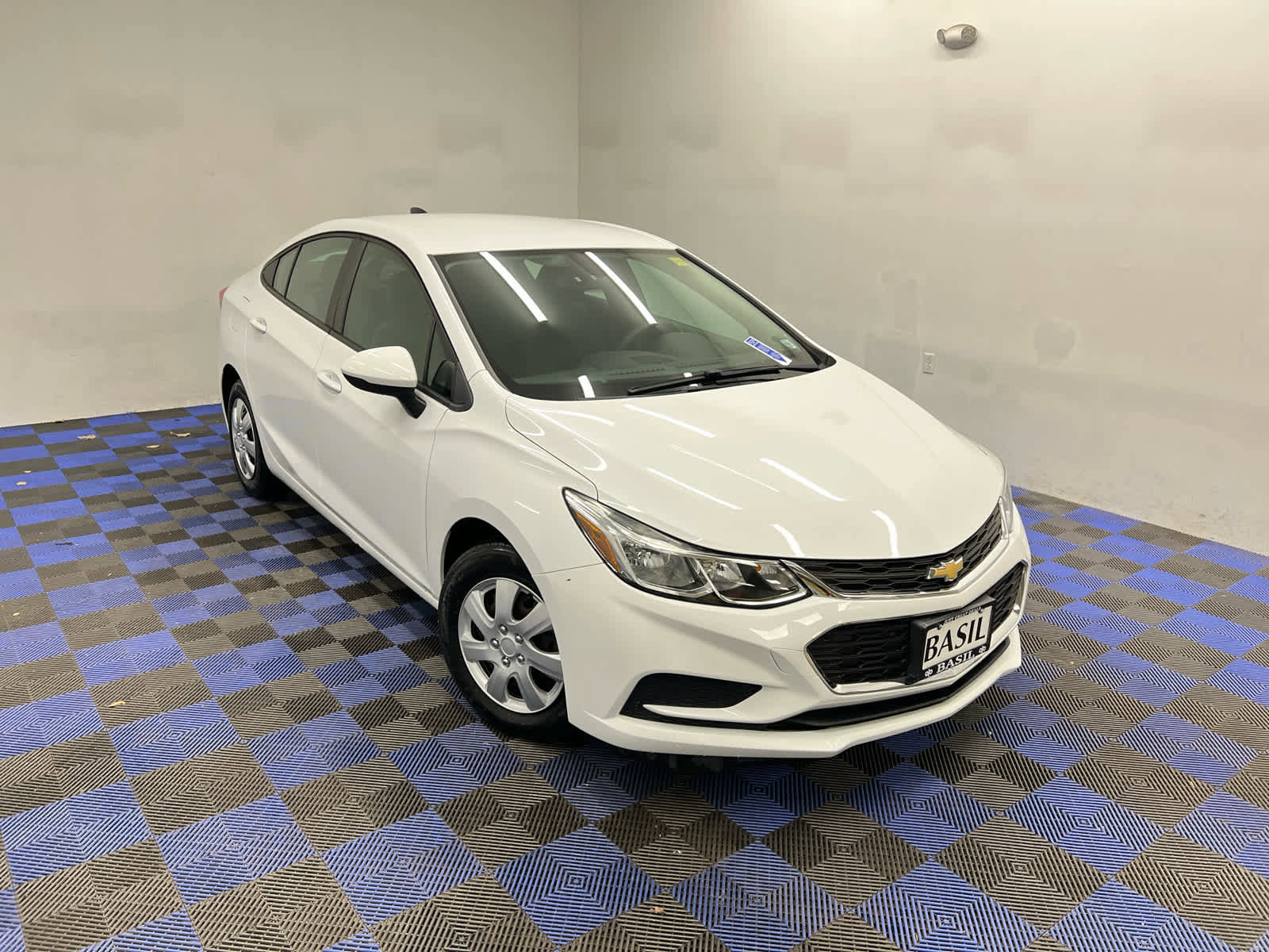 Used 2018 Chevrolet Cruze LS image 26