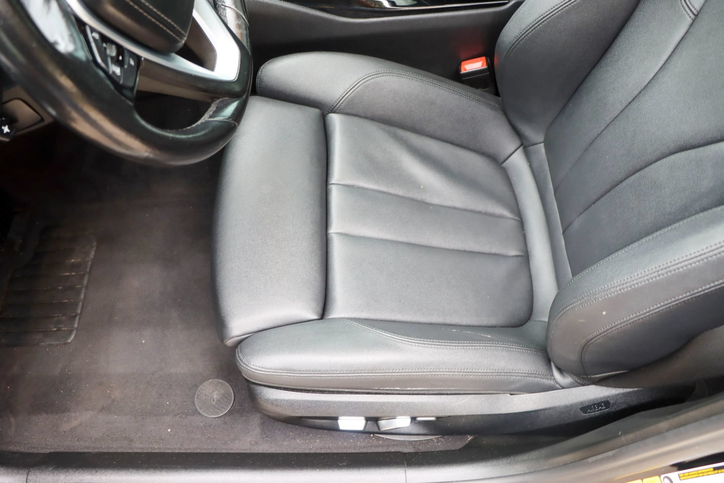 Used 2018 BMW 530e RWD image 16