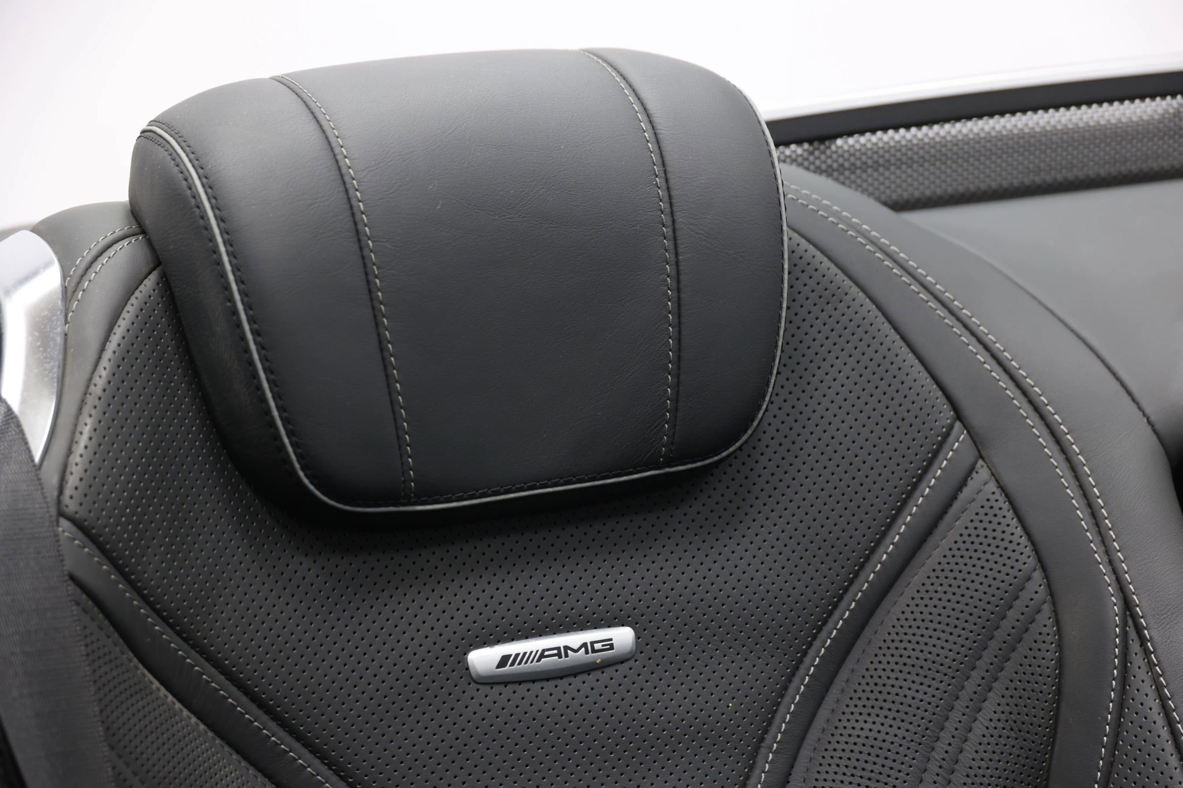 Used 2019 Mercedes-Benz S 63 AMG 4MATIC Cabriolet image 71