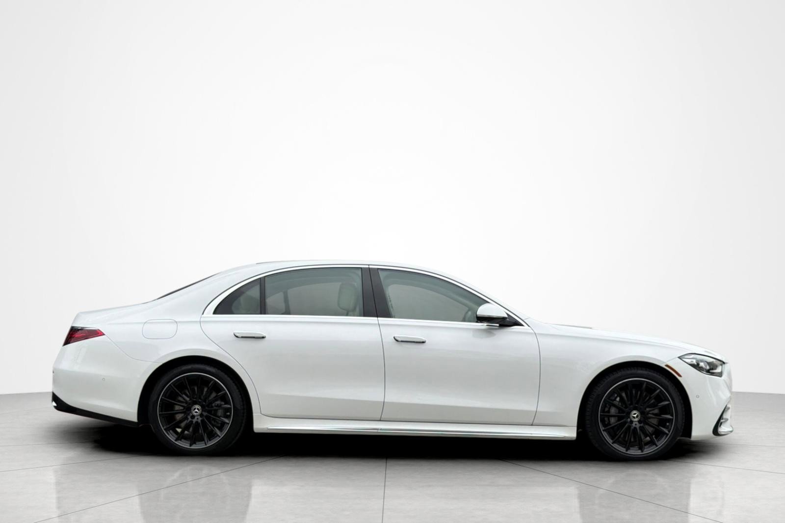 Used 2026 Mercedes-Benz S 580 4MATIC Sedan image 6