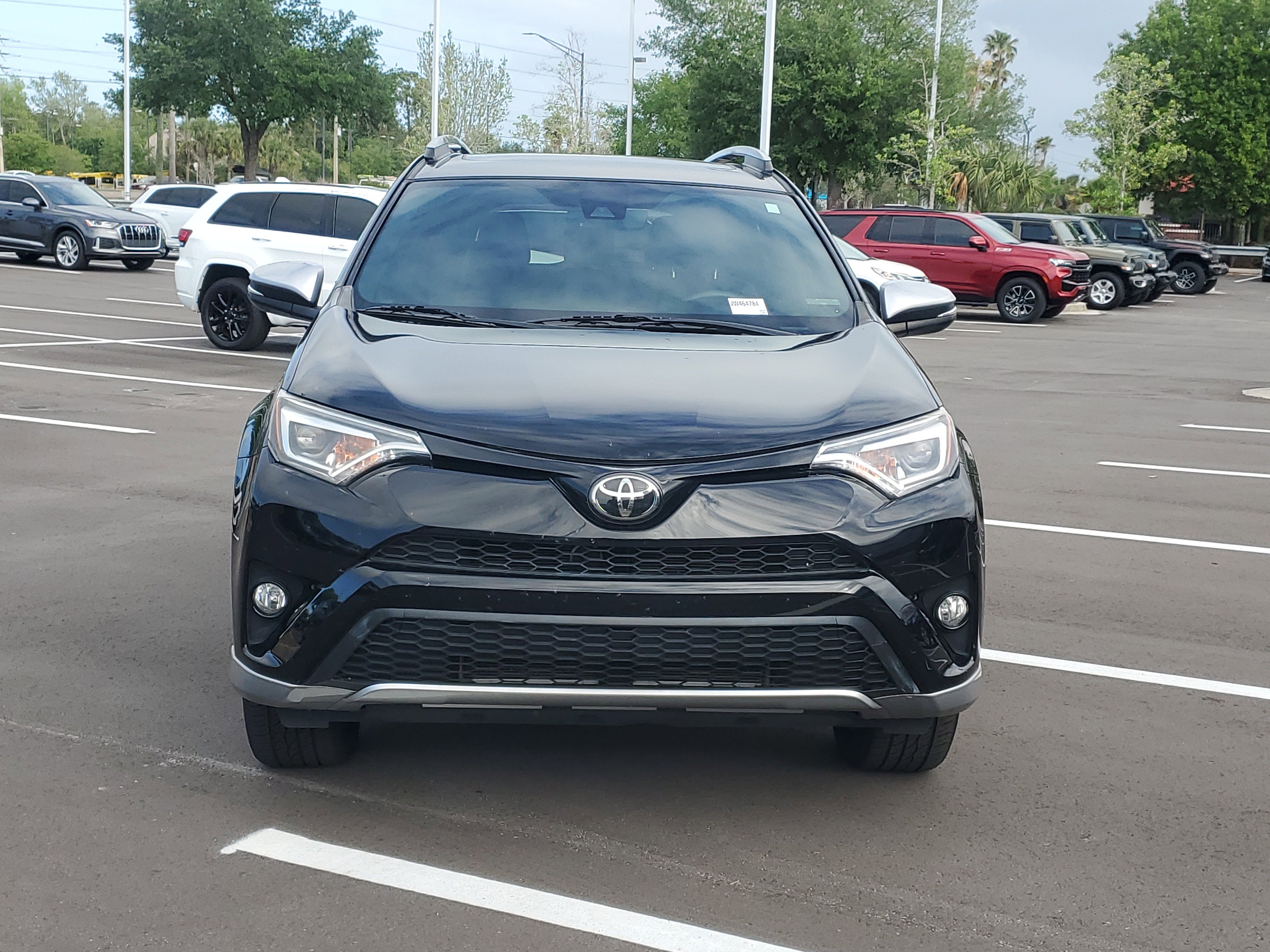 Used 2018 Toyota RAV4 SE w/ Power Extra Value Package image 2