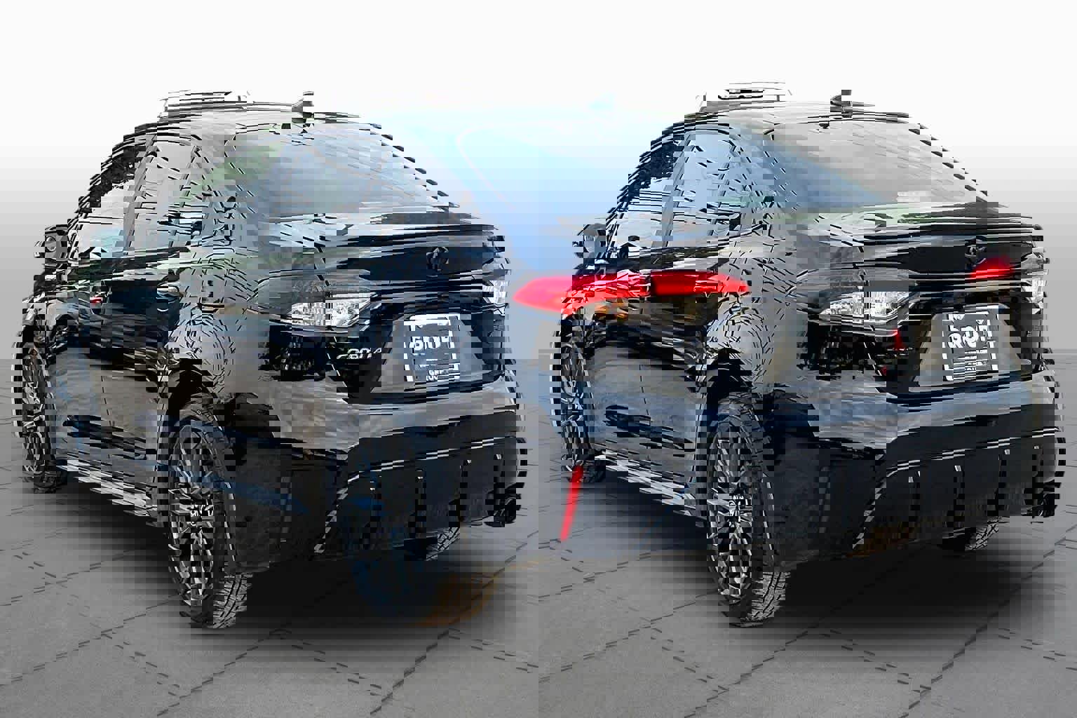 Used 2024 Toyota Corolla SE FWD image 12