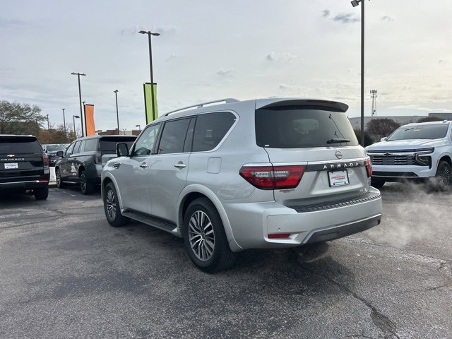 Used 2024 Nissan Armada SL w/ Captain's Chairs Package image 5
