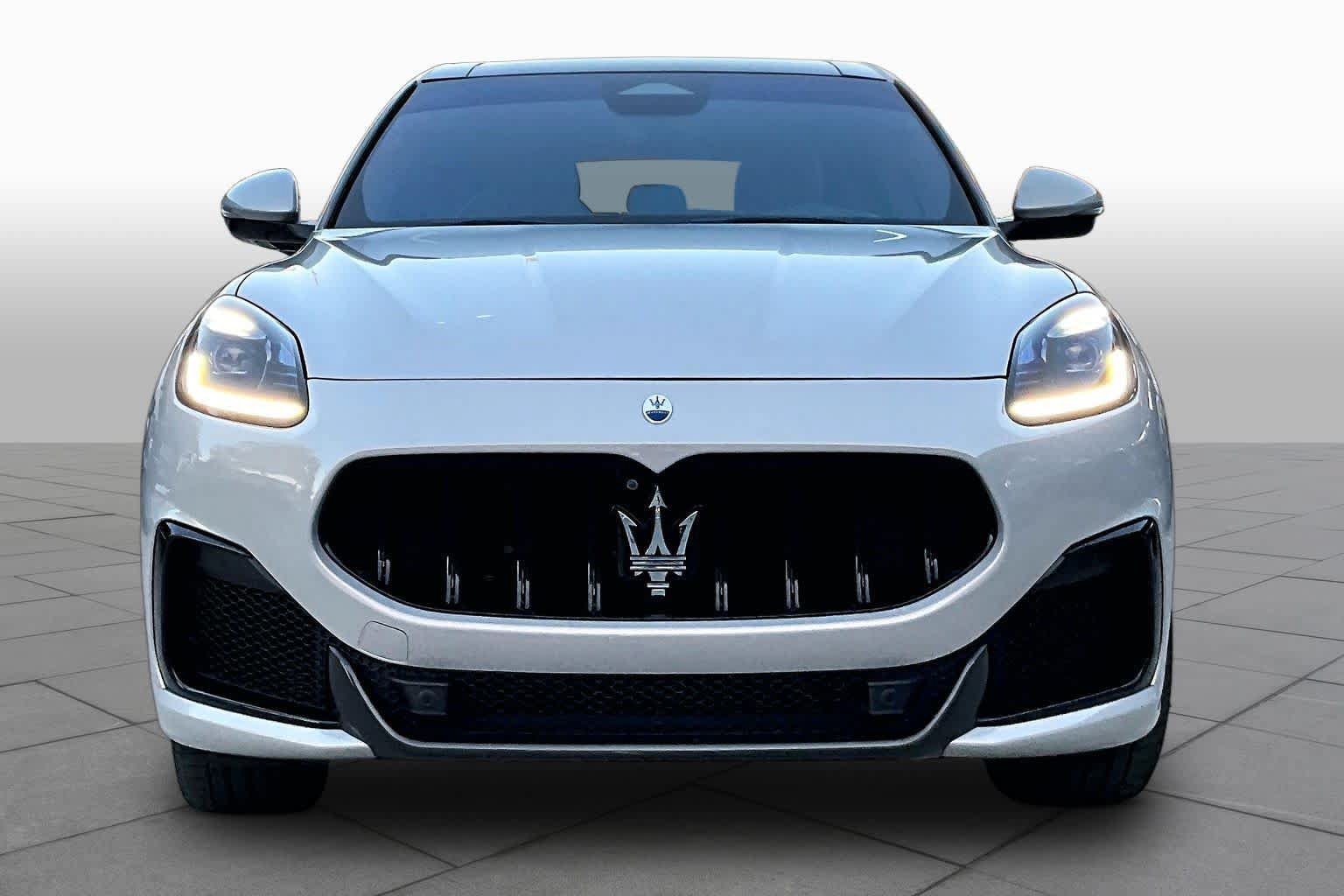 Used 2023 Maserati Grecale Trofeo AWD/4WD image 4