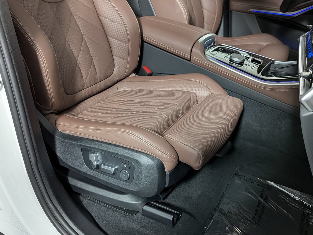 Certified 2024 BMW X5 xDrive40i w/ Premium Package AWD/4WD image 31