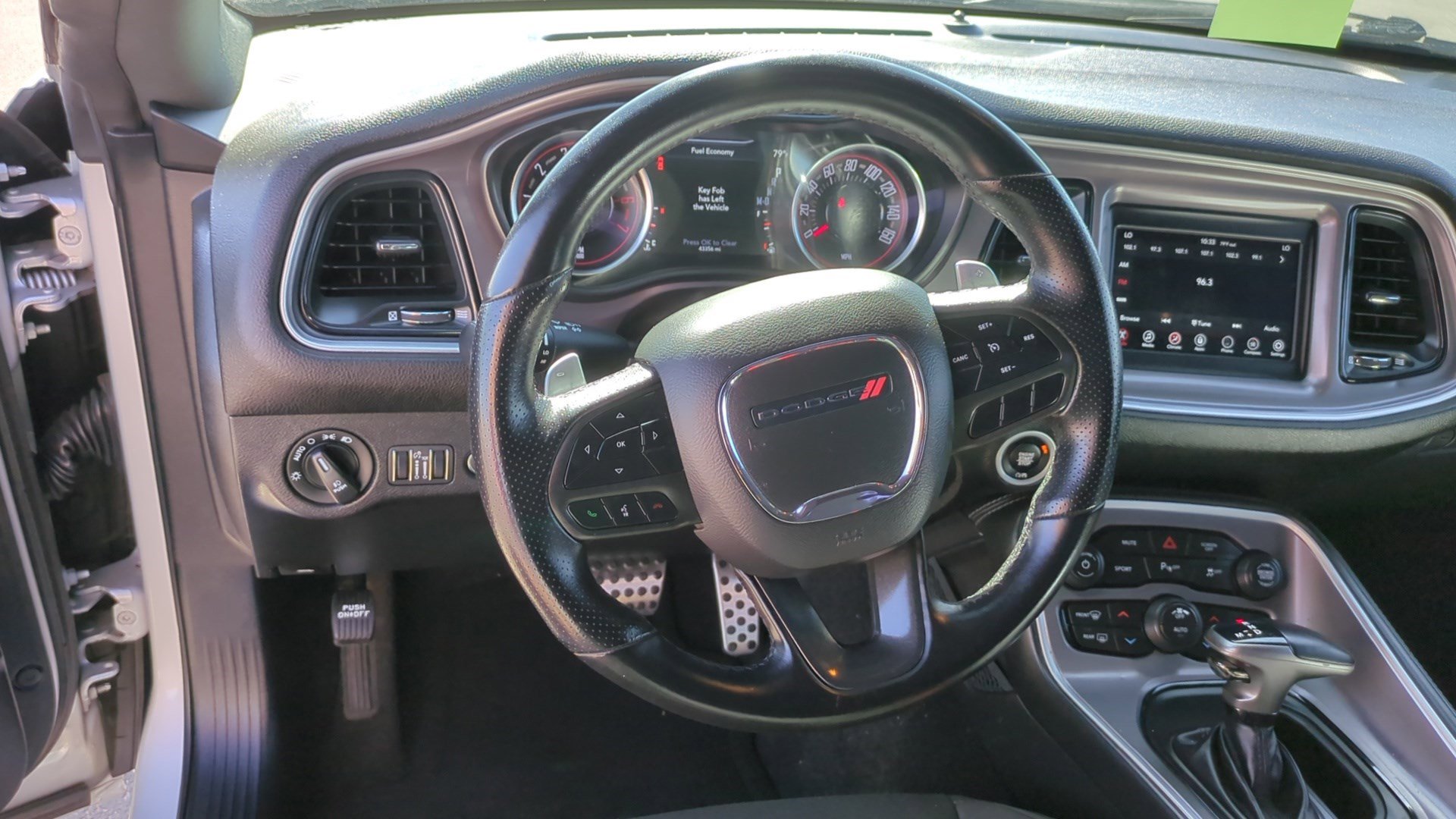 Used 2022 Dodge Challenger R/T image 16