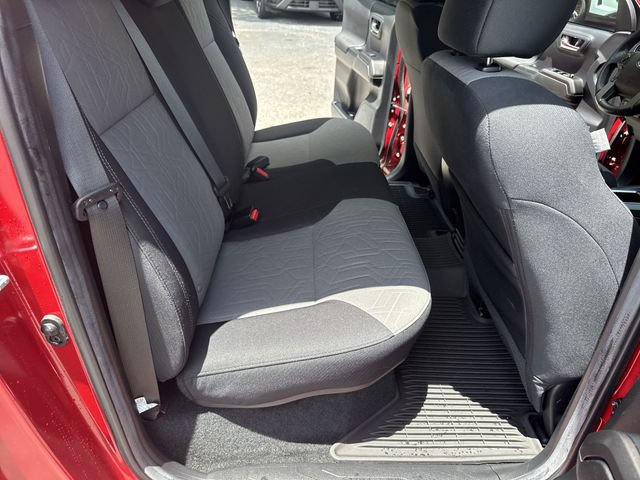 Used 2022 Toyota Tacoma TRD Sport w/ Technology Package AWD/4WD image 11