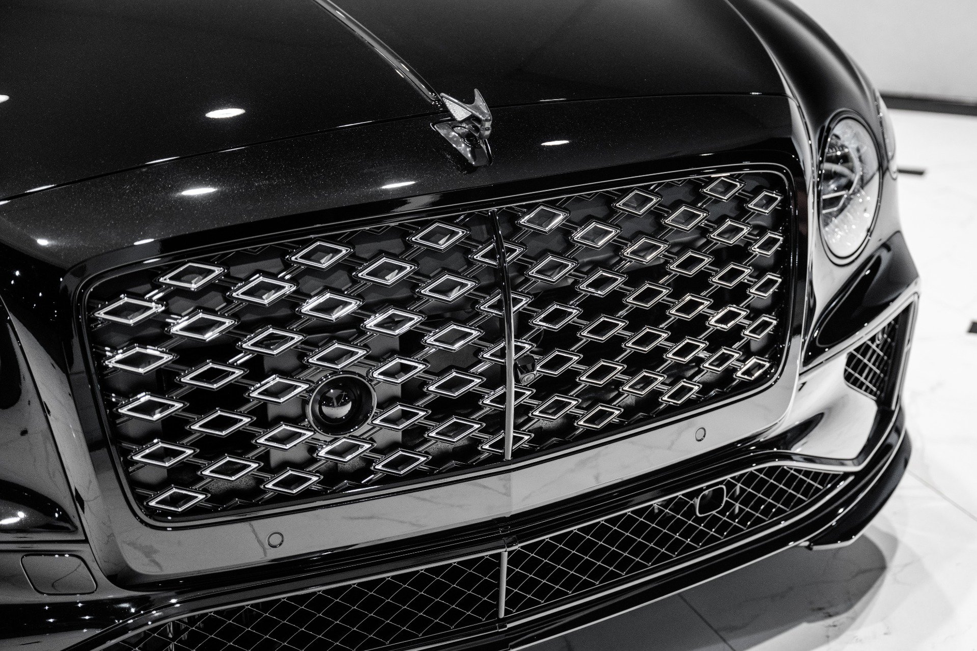 New 2026 Bentley Flying Spur Plug-In Hybrid image 12