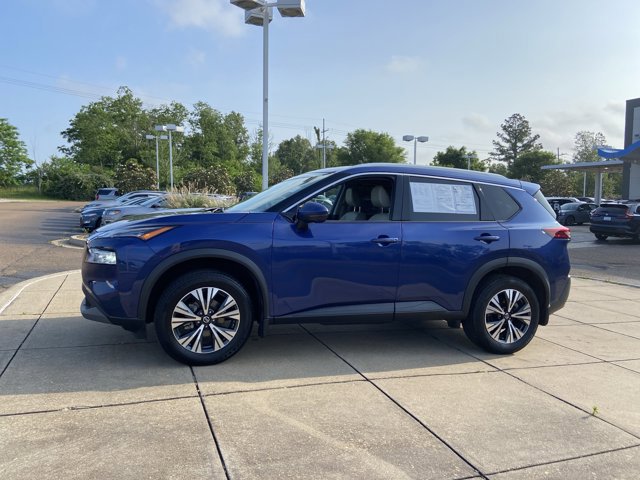 Used 2021 Nissan Rogue SV w/ Premium Package FWD image 6