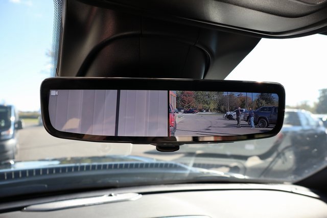 Used 2025 RAM 3500 Laramie image 31