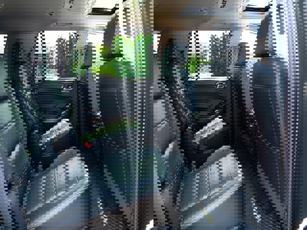 Used 2018 GMC Yukon Denali w/ Denali Ultimate Package image 22