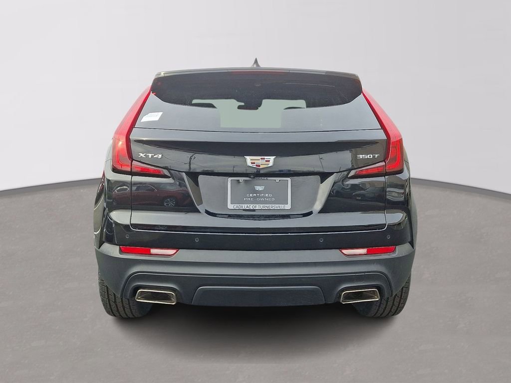 Certified 2022 Cadillac XT4 Luxury w/ Cold Weather Package image 5