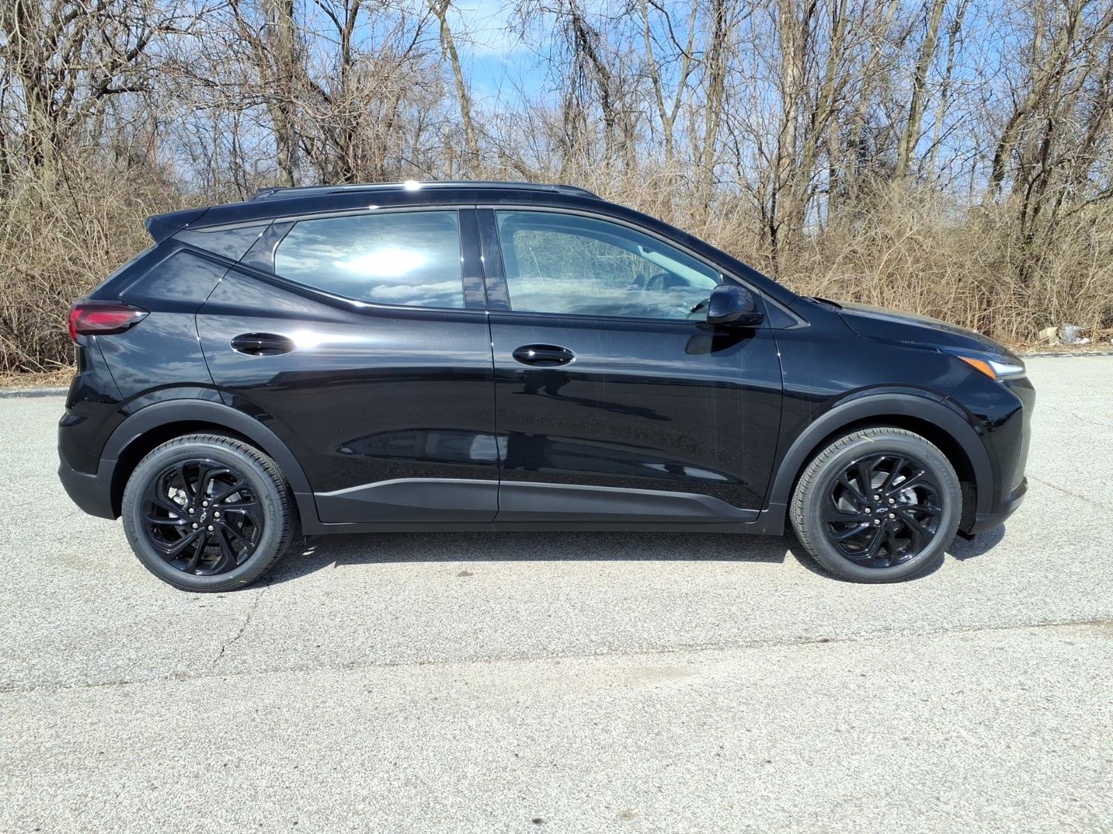New 2027 Chevrolet Bolt RS w/ Technology Package FWD image 20