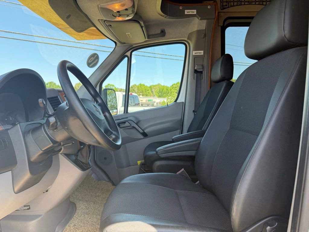 Used 2016 Mercedes-Benz Sprinter 3500 image 14