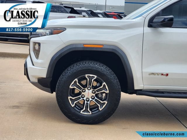 Used 2024 GMC Canyon AT4 AWD/4WD image 12