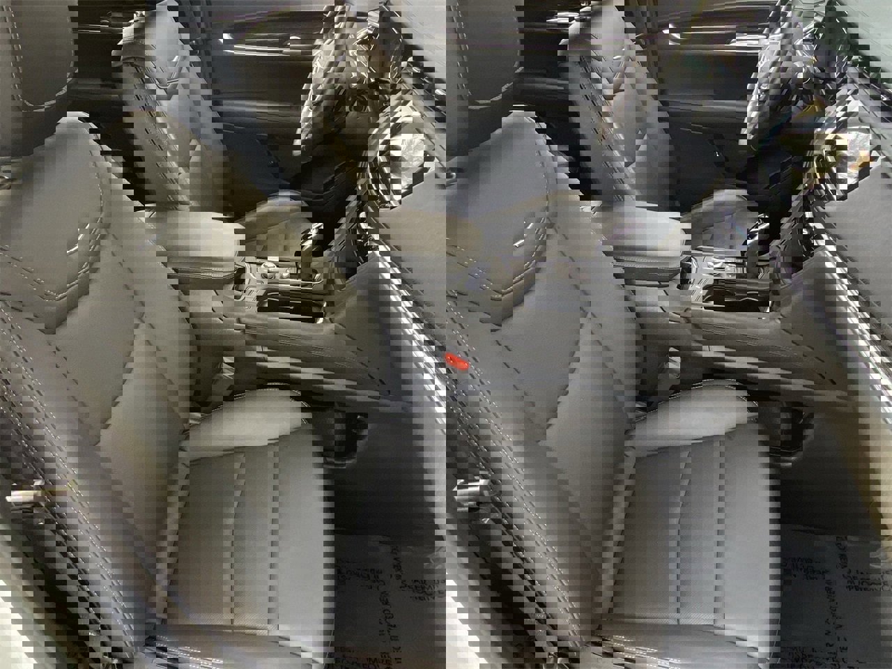 Certified 2022 Cadillac XT5 Premium Luxury w/ LPO, Floor Liner Package image 11