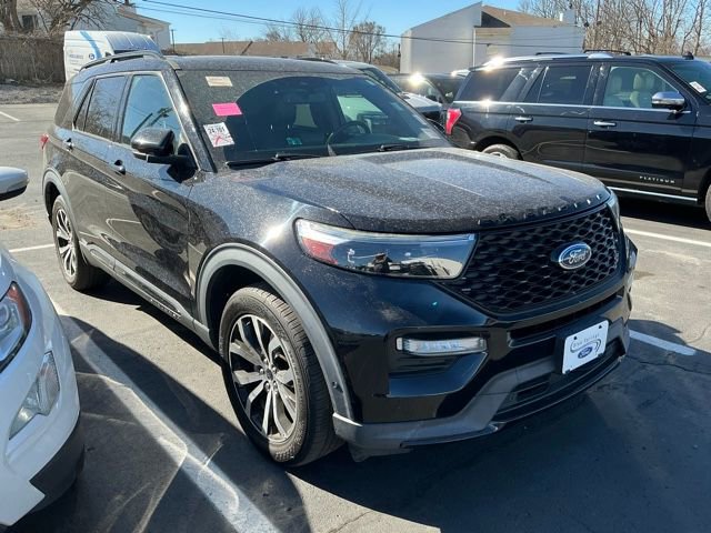 Used 2020 Ford Explorer ST w/ Premium Technology Package image 2