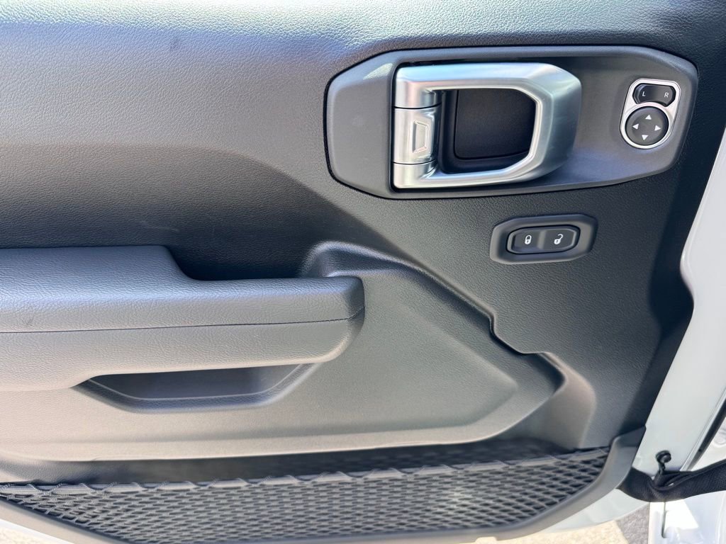 New 2026 Jeep Wrangler Sport S image 9