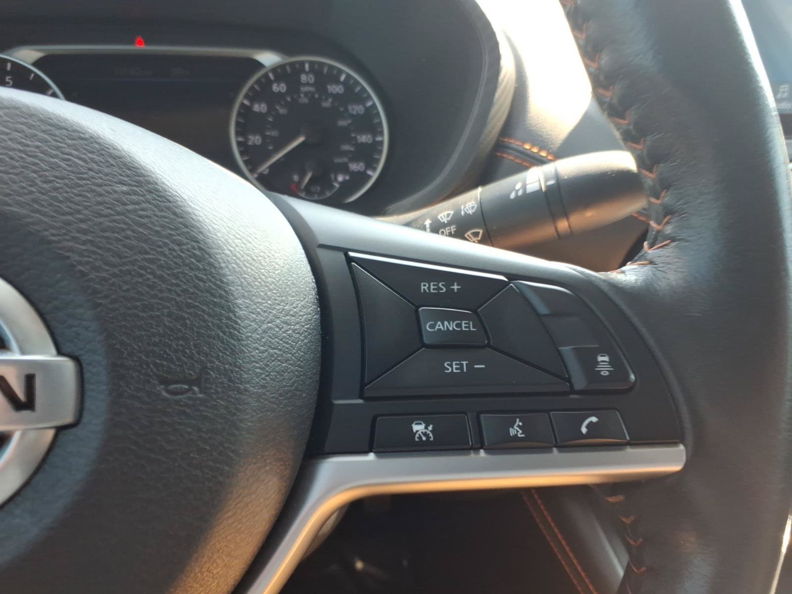 Used 2022 Nissan Sentra SR w/ Electronics Package FWD image 13