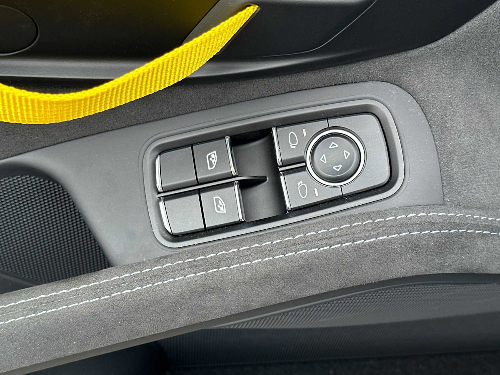 Certified 2025 Porsche 718 Boxster Spyder RS image 12