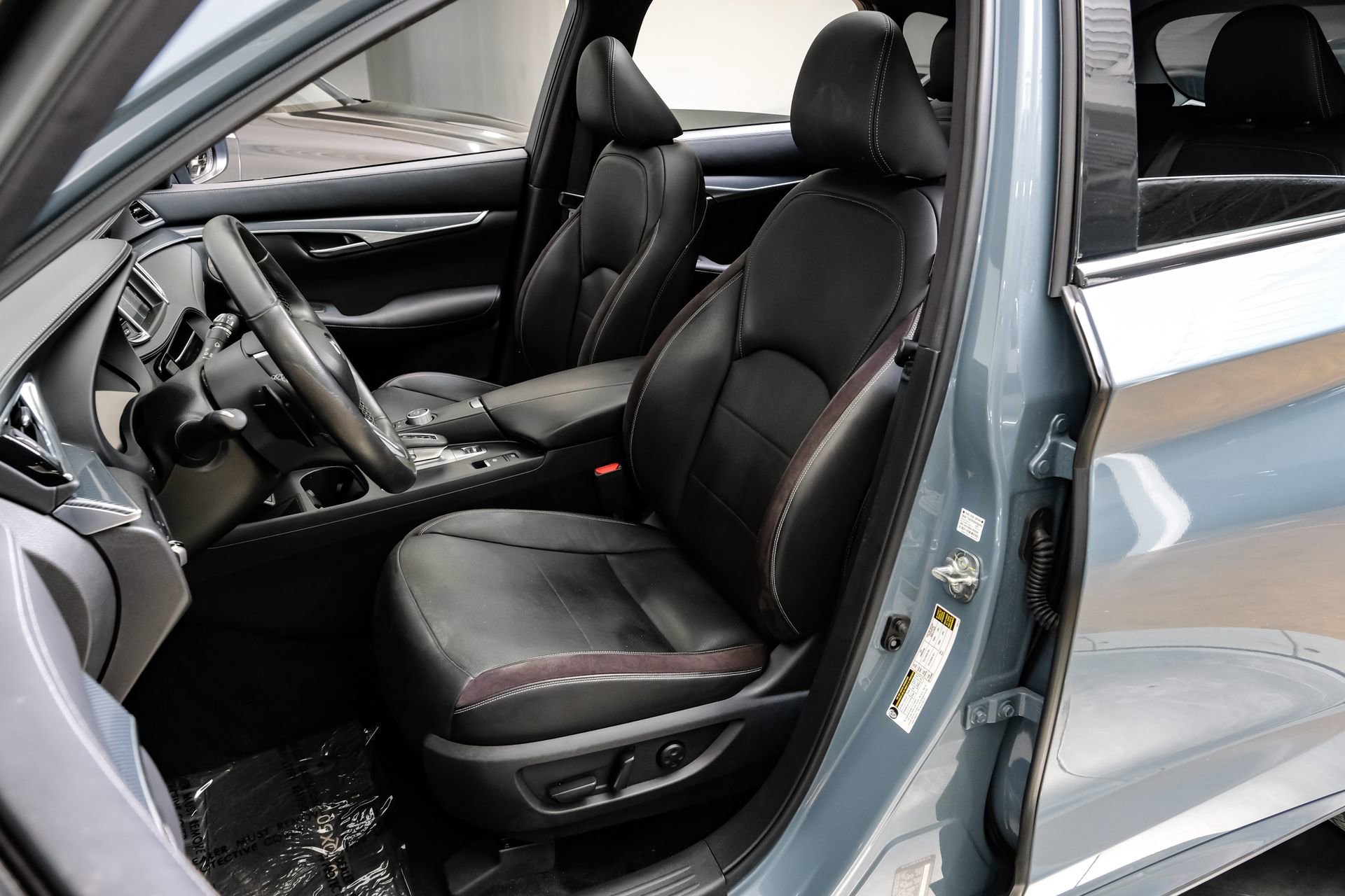 Used 2023 INFINITI QX50 Sport FWD image 35