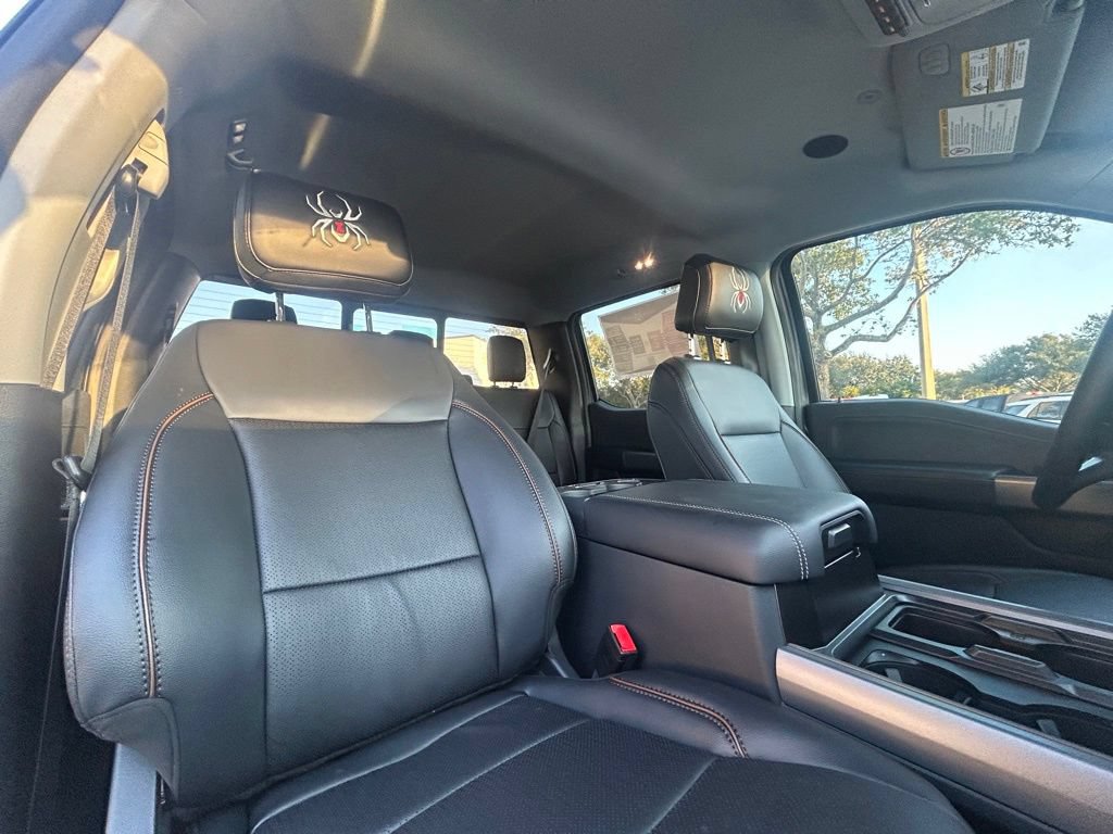 New 2026 Ford F250 Lariat w/ Black Appearance Package AWD/4WD image 29