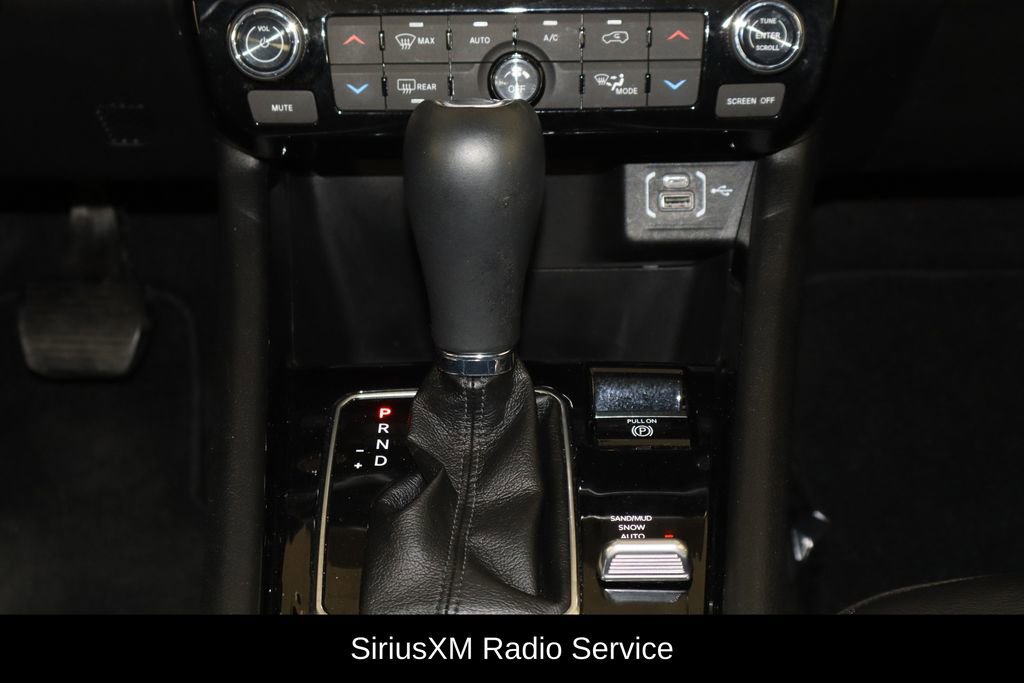 Used 2024 Jeep Compass Limited w/ High Altitude Package image 13