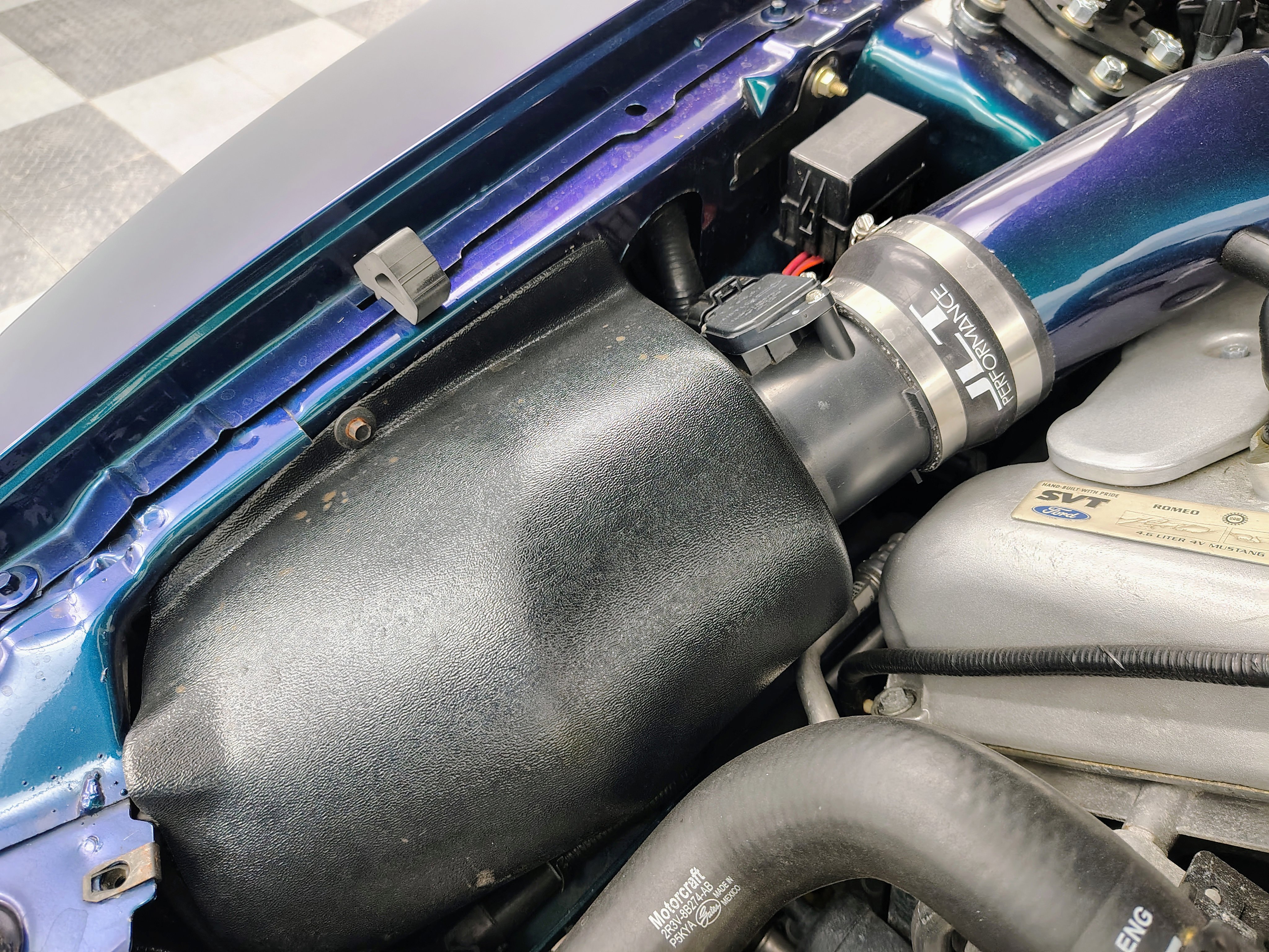 Used 2004 Ford Mustang Cobra RWD image 39