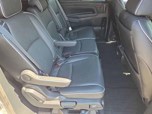Used 2023 Honda Odyssey Elite image 17