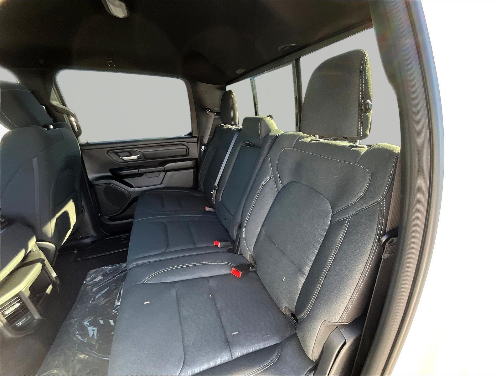 New 2027 RAM 1500 Express AWD/4WD image 18