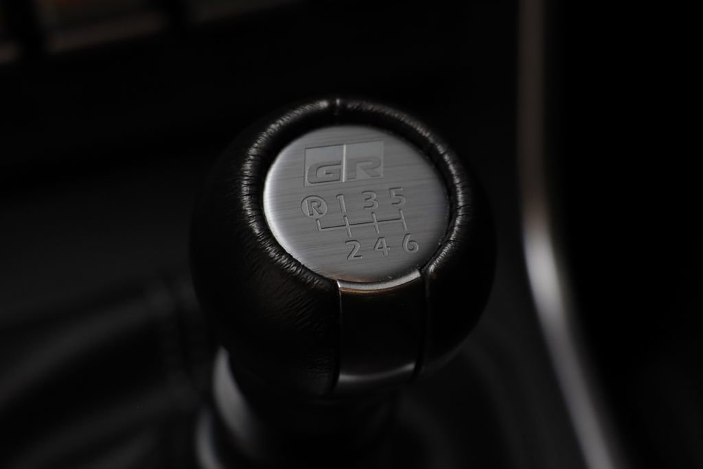 Used 2025 Toyota GR86 Premium w/ Performance Package RWD image 12