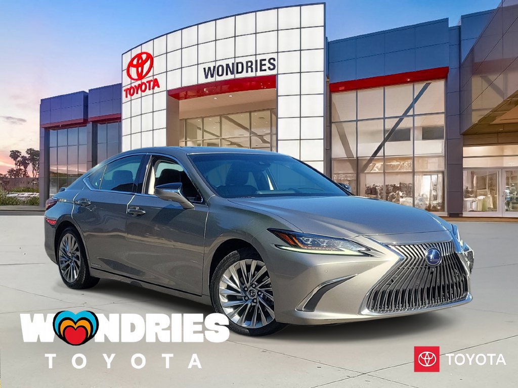 Used 2020 Lexus ES 300h w/ Accessory Package 2 FWD 360° Tour