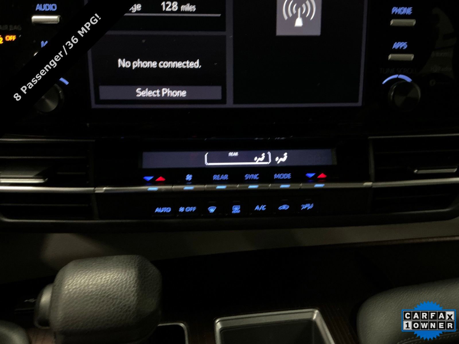 Used 2021 Toyota Sienna LE image 28