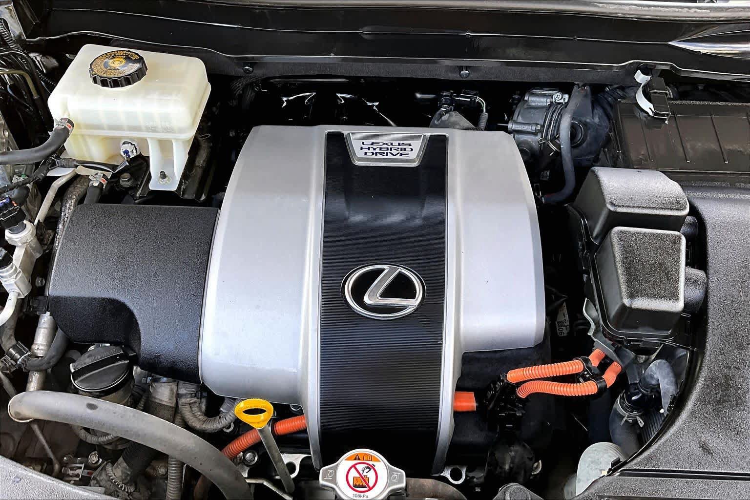 Used 2020 Lexus RX 450h AWD w/ Luxury Package image 33