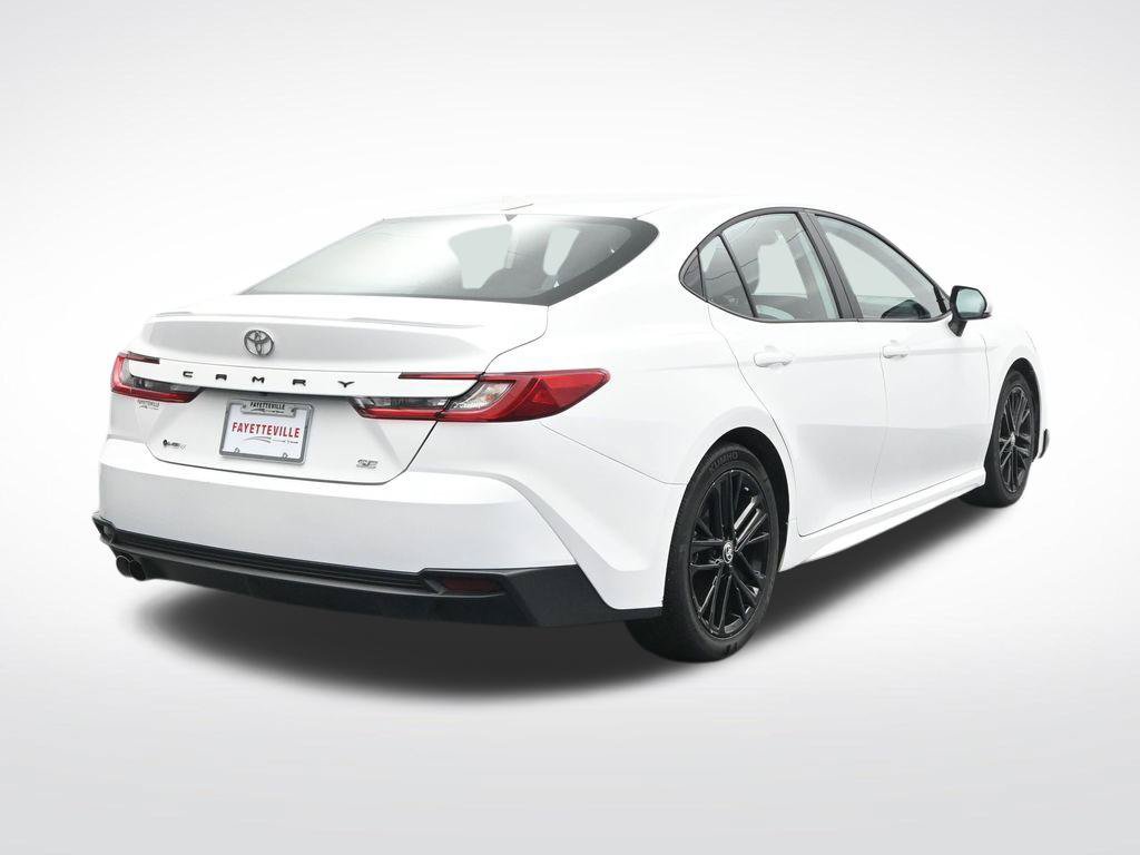Used 2025 Toyota Camry SE FWD image 6