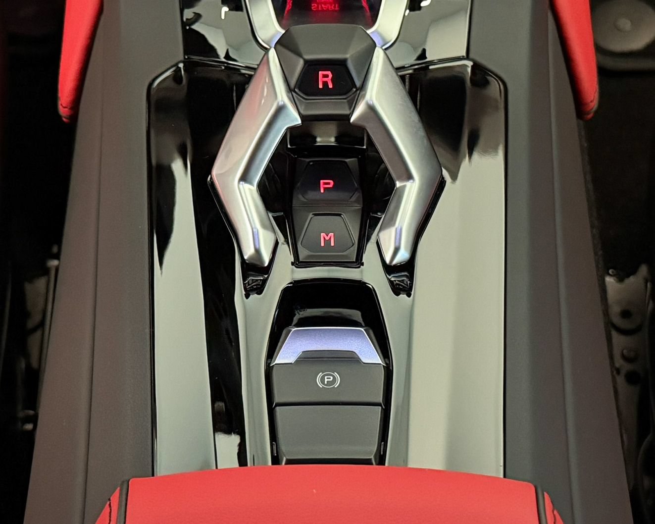 Used 2022 Lamborghini Huracan EVO RWD image 29