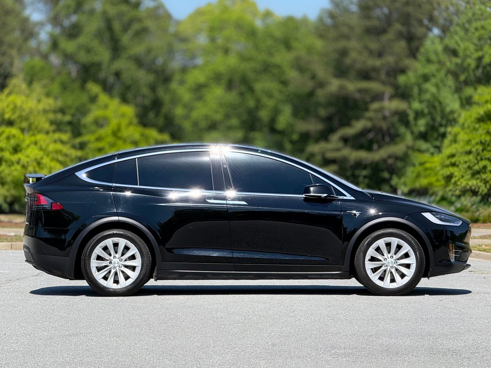 Used 2019 Tesla Model X AWD/4WD image 12