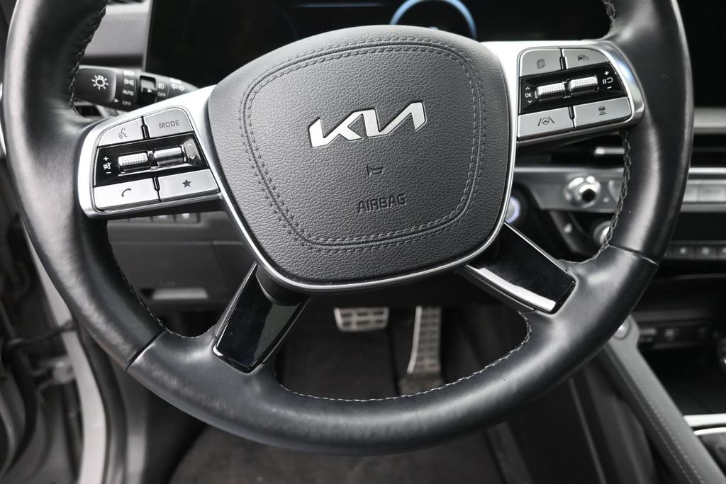 Used 2023 Kia Telluride SX Prestige X-Line AWD/4WD image 17