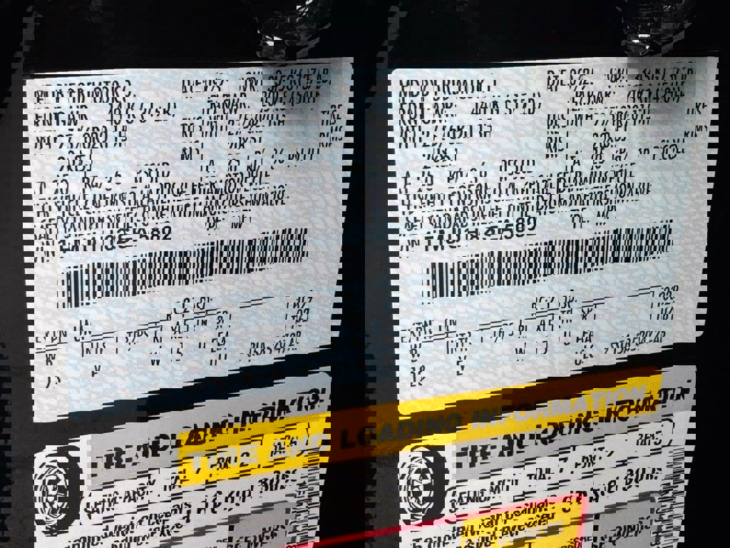 New 2025 Ford Expedition Active image 54