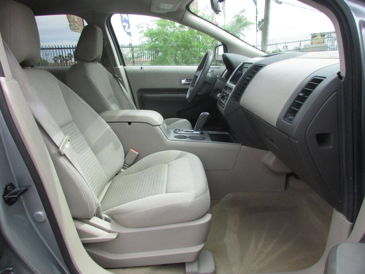 Used 2007 Ford Edge SE FWD image 30