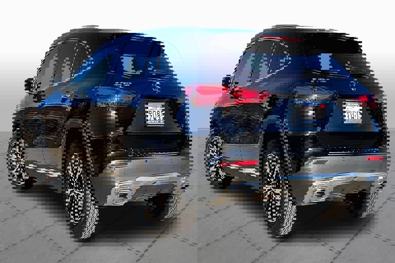 Used 2025 Mercedes-Benz GLA 250 image 11