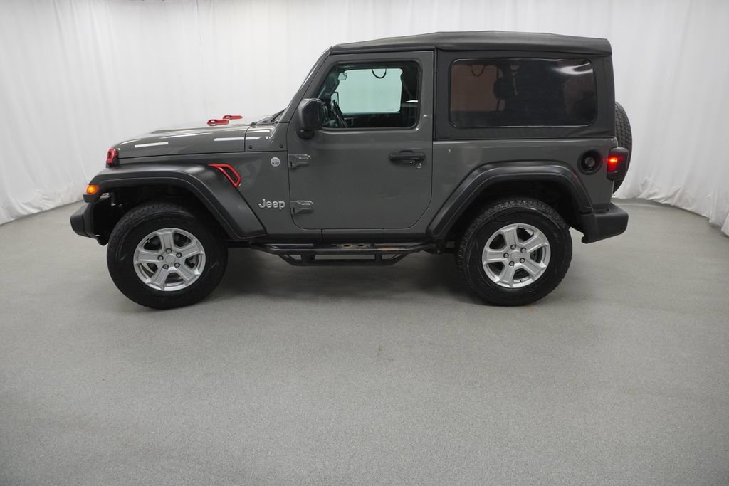 Used 2019 Jeep Wrangler Sport w/ Quick Order Package 24S AWD/4WD image 16