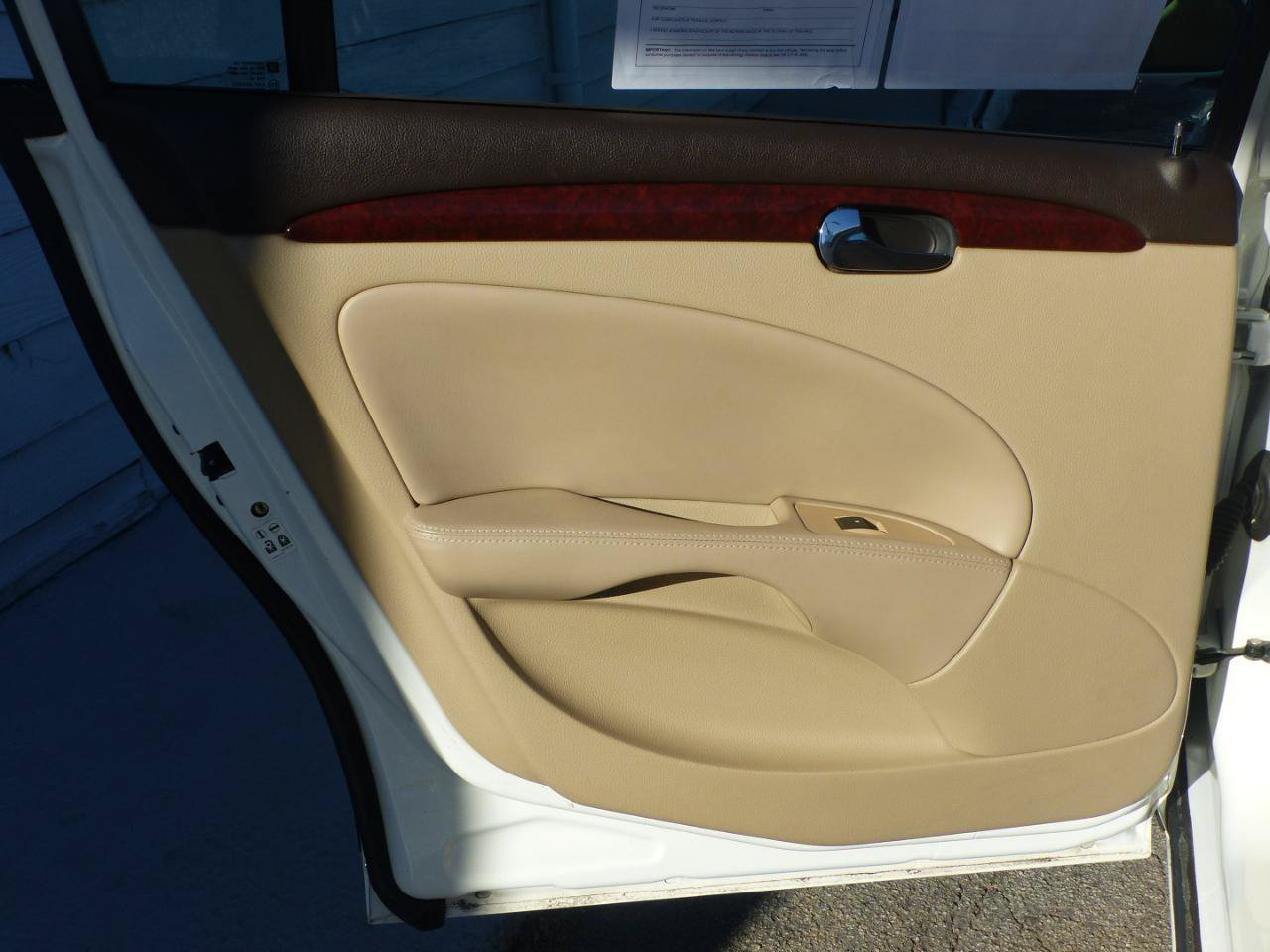Used 2007 Buick Lucerne CXL FWD image 10