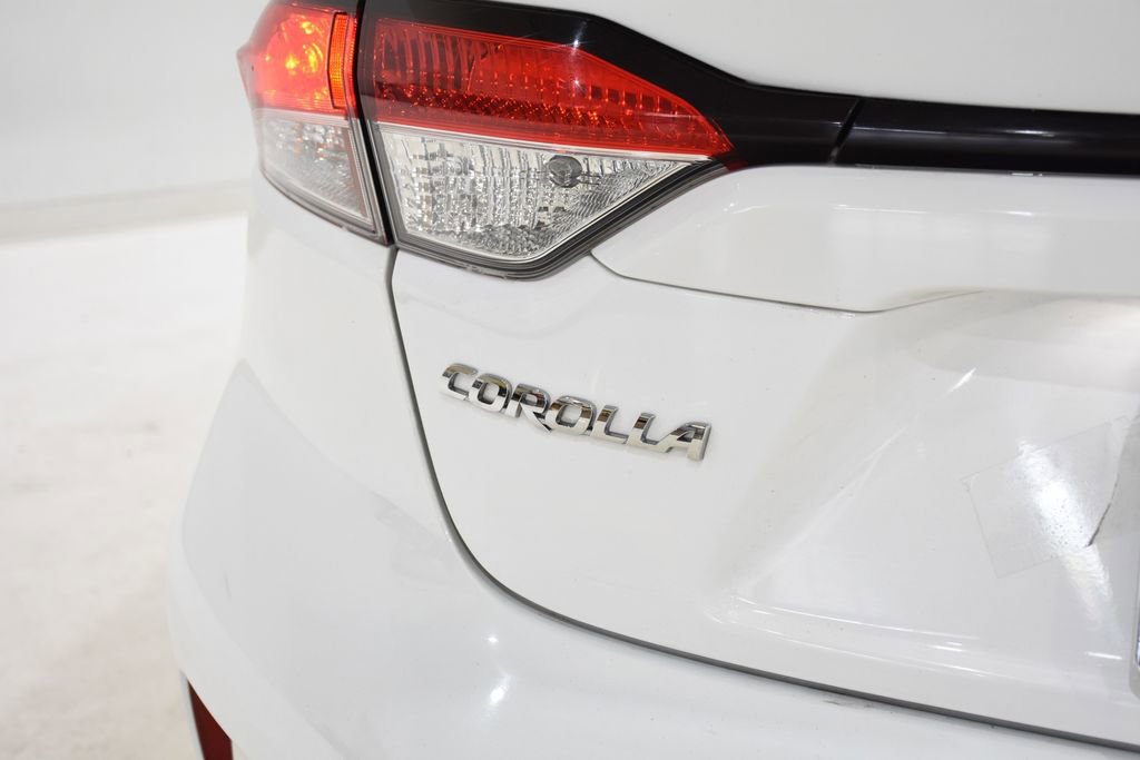 Used 2020 Toyota Corolla LE FWD image 24
