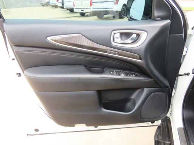 Used 2019 INFINITI QX60 Luxe w/ Essential Package image 24