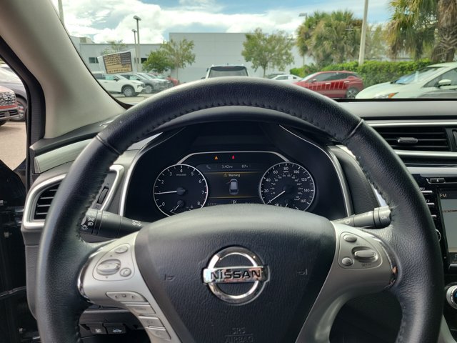 Used 2018 Nissan Murano SV FWD image 25