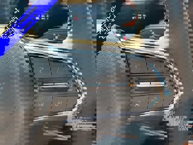 New 2026 Chevrolet Equinox LT w/ Convenience Package II image 16