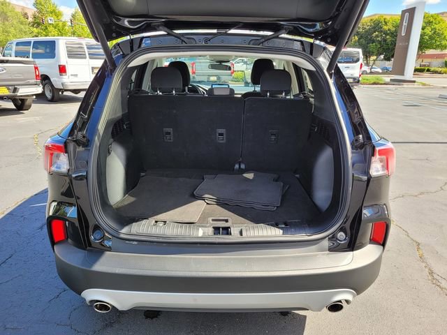 Used 2022 Ford Escape SE w/ Convenience Package FWD image 18