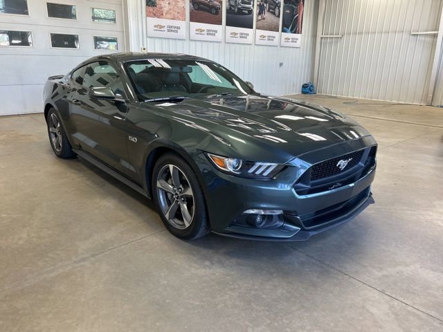 Used 2015 Ford Mustang GT Premium image 4