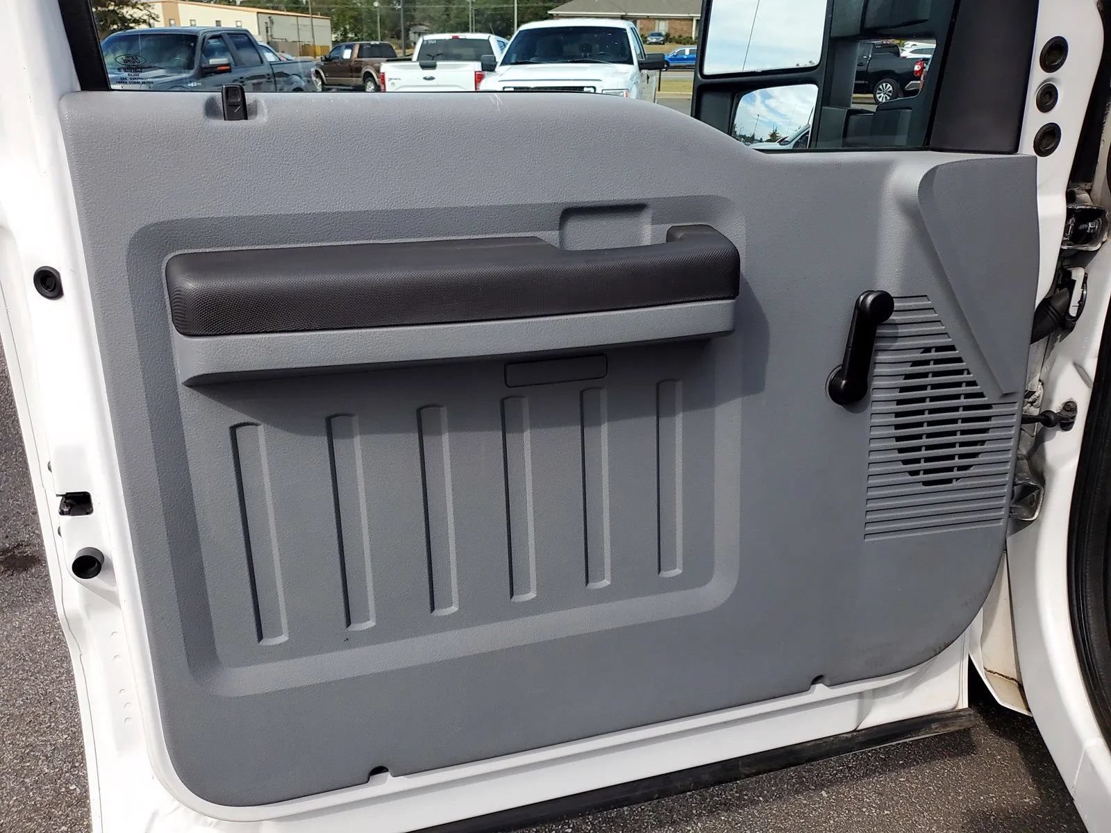 Used 2013 Ford F350 XL RWD image 16
